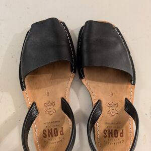 Pons Quintana Black Leather Sandals